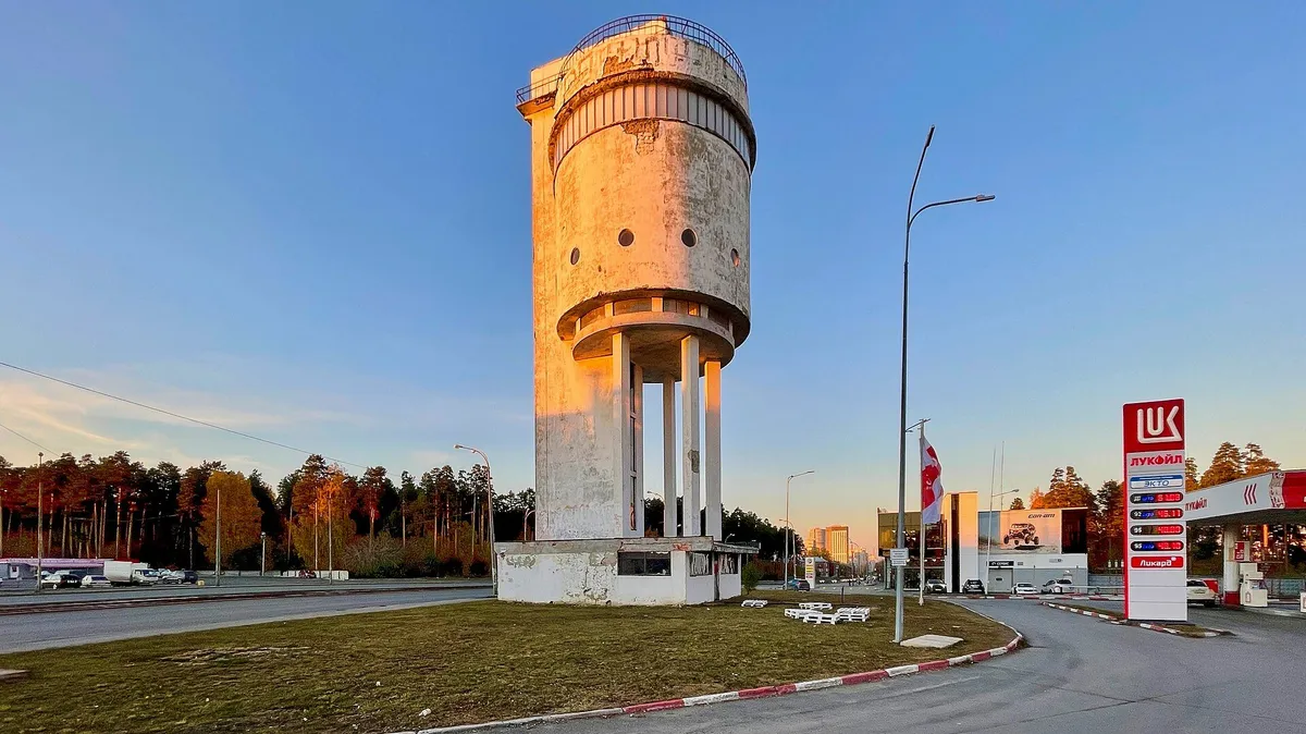 Белая башня