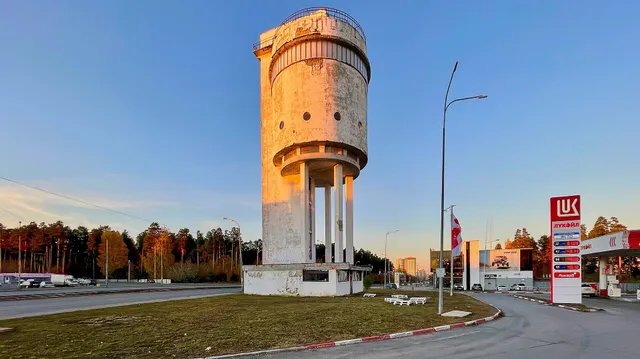 Белая башня