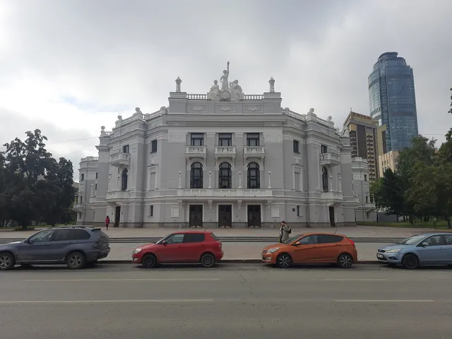 Театр оперы и балета